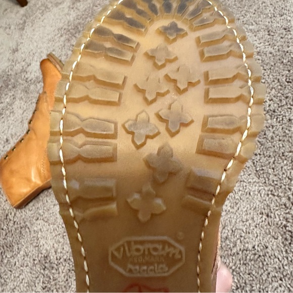 Frye Sabrina leather lace up ankle boot 6.5 - Picture 10 of 16